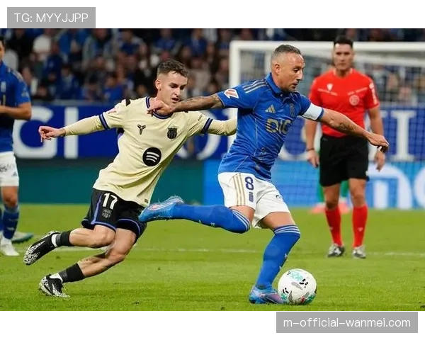 皇家奥维耶多0-0闷平巴列卡诺 双方各有一名球员被罚下