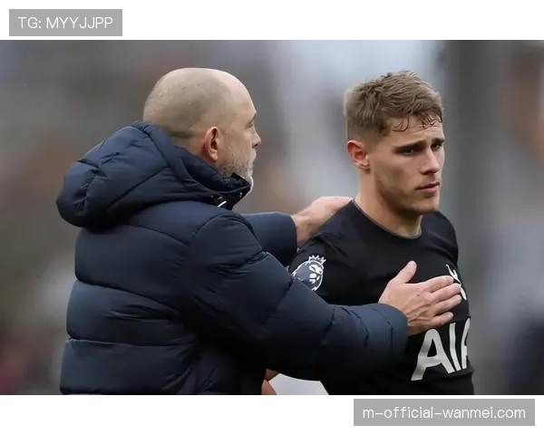 热刺防守转换阶段组织分析，图多尔简化哲学在少打多时的应用